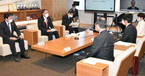 座談会の様子